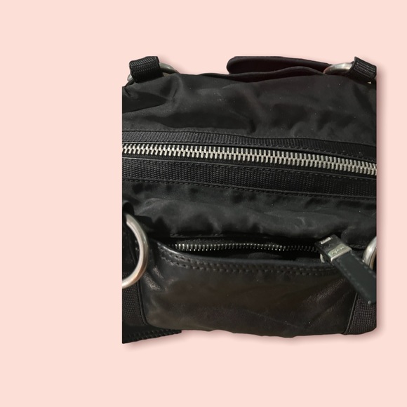 RARE VINTAGE Prada leather/vinyl buckle bag with matching wallet. - Picture 8 of 9